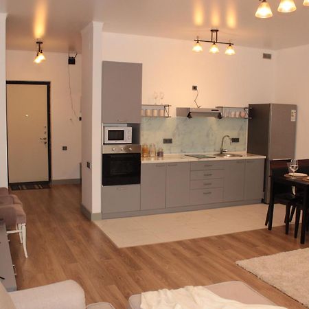 Cozy Home Exclusive Time Алма Ата Екстериор снимка